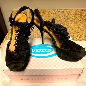 TopShop black suede 7M open toe heels